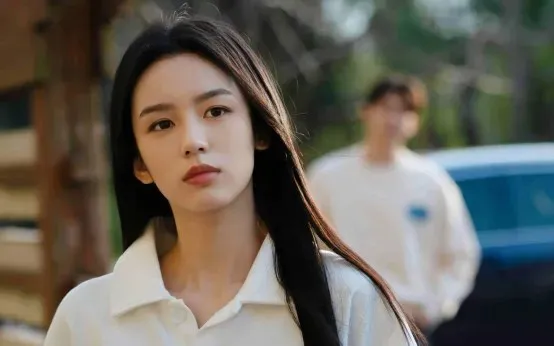 Đoàn phim Giày khiêu vũ đỏ của Châu Dã bị chỉ trích