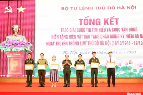 Tự hào truyền thống 80 năm lực lượng vũ trang Thủ đô