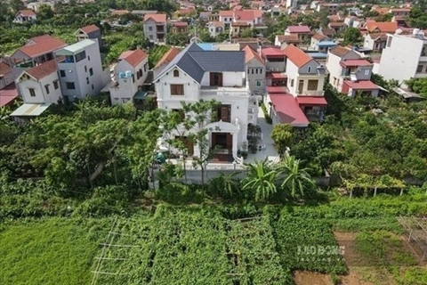 Các loại phí phải nộp khi chuyển nhượng, tặng cho đất đai