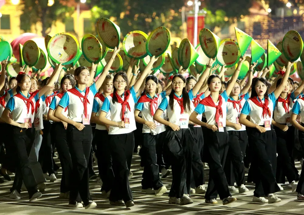 Lộ trình diễu hành của các nghệ sĩ, vận động viên nổi tiếng tối nay 27/8
