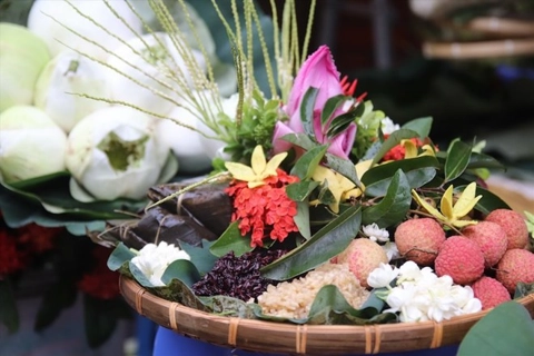 Tết Đoan Ngọ và tinh thần tạ ơn của người Việt