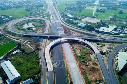 Kinh tế kiến tạo nền tảng bứt phá trong giai đoạn mới