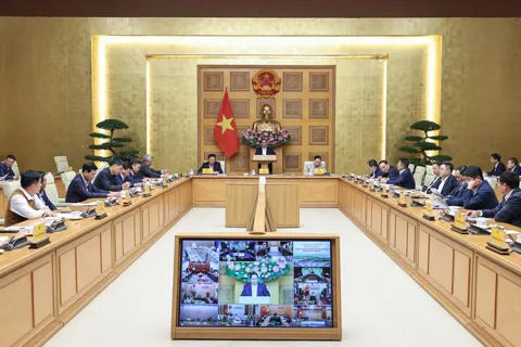 19/12/2025 hoàn thành, thông xe kỹ thuật hàng nghìn km đường bộ cao tốc, đường bộ ven biển