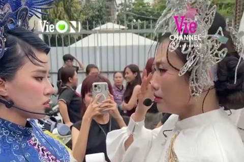 Rộ tên ca sĩ bị loại sớm của Em xinh say hi