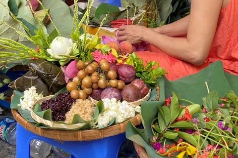 Nguồn gốc tục hái lá làm thuốc vào ngày Tết Đoan Ngọ
