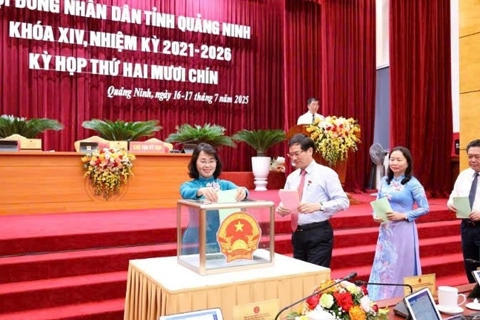 Phê chuẩn 2 Phó Chủ tịch UBND tỉnh Quảng Ninh