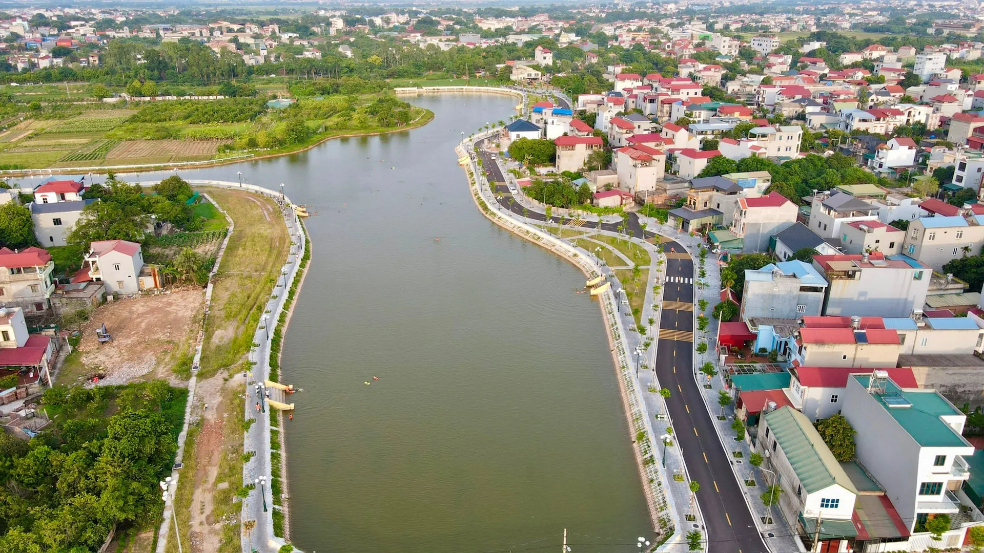 Đổi mới thể chế, kiến tạo không gian phát triển đô thị Hà Nội