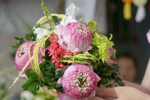 Thoảng hương nét đẹp hoa xưa