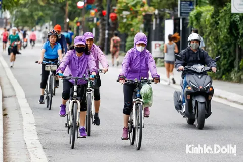 Thời tiết ngày 23/10/2025: Miền Bắc, Hà Nội hanh khô, trời trở rét, có nơi dưới 16 độ C