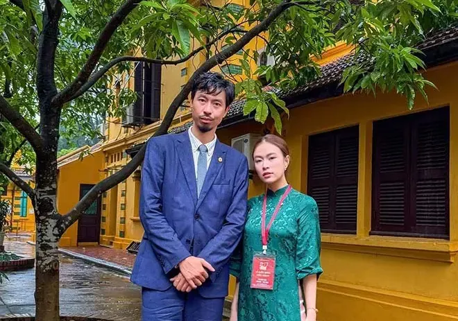 Hoàng Thùy Linh khoe ảnh "đặc biệt" cùng Đen Vâu