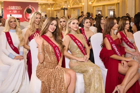 Miss Charm 2025: Á hậu Mai Ngô livestream bán hàng khi đang thi, Ban tổ chức nói gì?