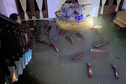 Bão số 13 càn quét, Đắk Lắk - Gia Lai thiệt hại nặng nề, căng mình ứng phó lũ và sạt lở