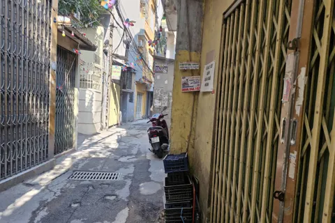 Giá nhà trong ngõ Hà Nội tăng cao, bỏ xa bảng giá đất hiện hành