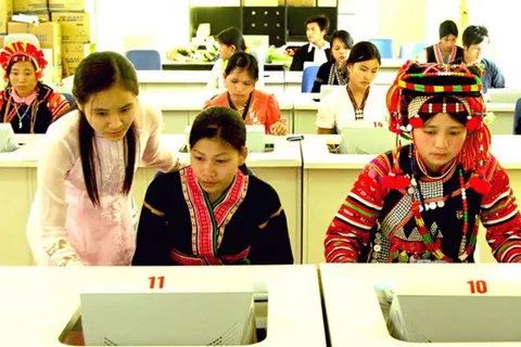 Đào tạo nguồn nhân lực chất lượng cao người dân tộc thiểu số trong một số ngành, lĩnh vực trọng điểm