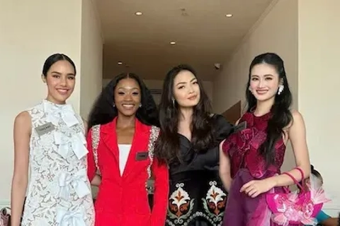 Tân Hoa hậu Thế giới 2025 khen Ý Nhi
