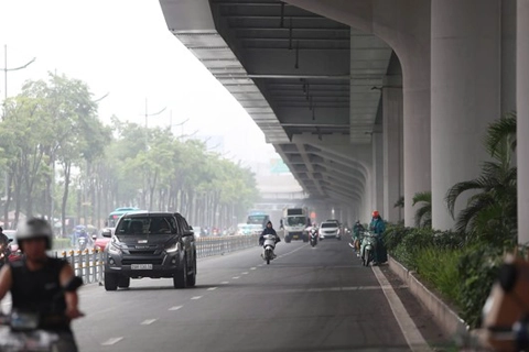 Clip hướng dẫn phương tiện lưu thông trên đường Phạm Văn Đồng sau khi tách làn