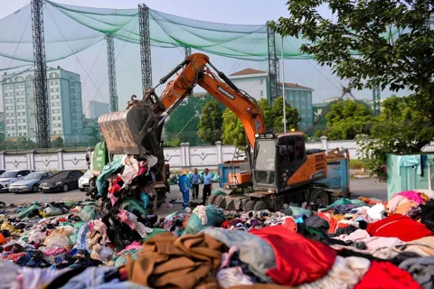 Giảm rác thải dệt may, hướng tới thời trang "xanh"