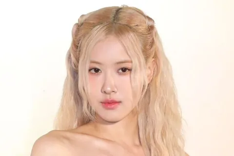 Rosé (Blackpink) được vinh danh là ngôi sao tạo hit toàn cầu của năm
