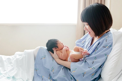 Phụ nữ sau sinh nên kiêng điều gì?