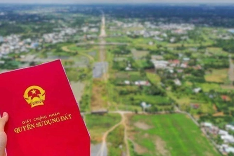 Bộ Nông nghiệp và Môi trường lên tiếng về trường hợp làm sổ đỏ từ năm 2005 nhưng chưa lấy