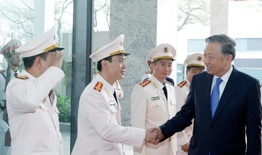 Tổng Bí thư Tô Lâm thăm và chúc Tết cán bộ, chiến sỹ Cục An ninh điều tra