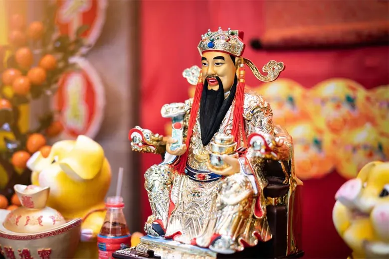 Văn khấn Thần Tài ngày rằm tháng 10 âm lịch 2025 ngắn gọn, chi tiết nhất