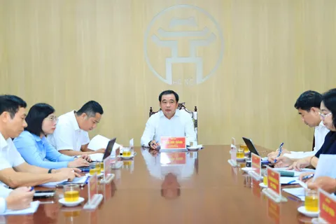 Bí thư Thành ủy Hà Nội Trần Đức Thắng tiếp công dân, chỉ đạo giải quyết 5 vụ việc
