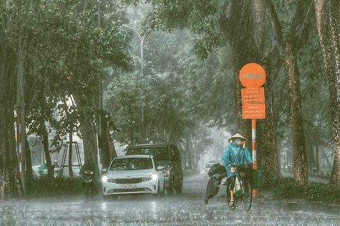 Dự báo thời tiết ngày 30/5/2025: Miền Bắc, Hà Nội nhiều mây, mưa to