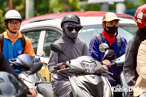 Thời tiết ngày 29/7/2025: Hà Nội và nhiều khu vực nắng nóng gay gắt, nhiệt độ tăng mạnh