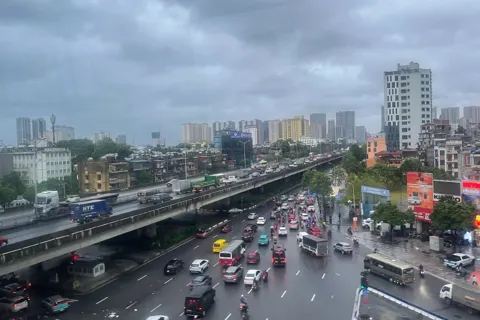 Thời tiết ngày 12/10/2025: Hà Nội và nhiều địa phương ngày nắng, chiều tối mưa to cục bộ
