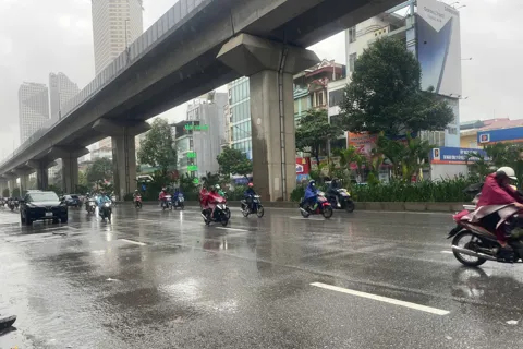 Thời tiết ngày 19/11/2025: Miền Bắc, Hà Nội chìm trong mưa rét, nhiệt độ giảm sâu