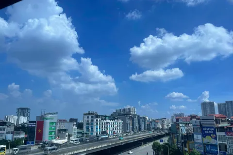 Thời tiết ngày 15/12/2025: Miền Bắc, Hà Nội trời rét, thấp nhất 13 độ C