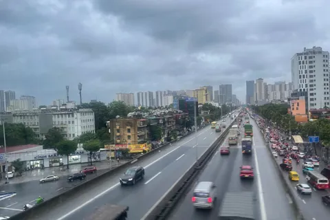 Thời tiết ngày 5/10/2025: Miền Bắc, Hà Nội ngày nắng, chiều tối mưa rào và dông