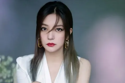 Triệu Vy chính thức lên tiếng về ồn ào đời tư