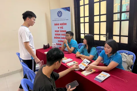 Hà Nội đẩy mạnh phát triển người tham gia BHYT, hướng tới bao phủ toàn dân