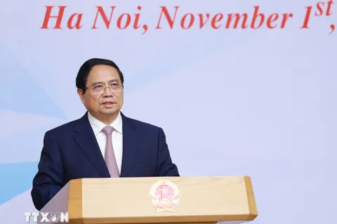 Thủ tướng: Đưa Trung tâm tài chính quốc tế tại Việt Nam vào hoạt động trong tháng 11