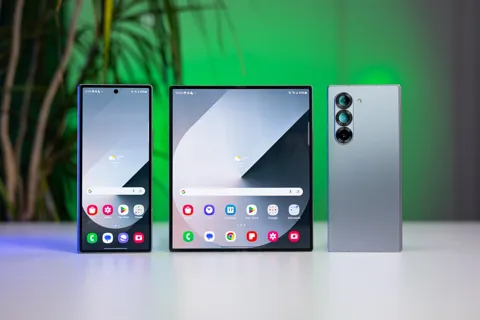 Galaxy Z Fold7 gặp lỗi sọc màn hình
