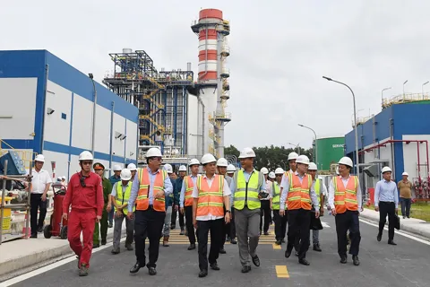 Đẩy nhanh tiến độ các dự án điện tại TP Hồ Chí Minh và Đồng Nai