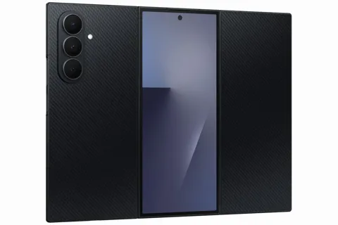 Samsung Galaxy Z TriFold tiếp tục cháy hàng