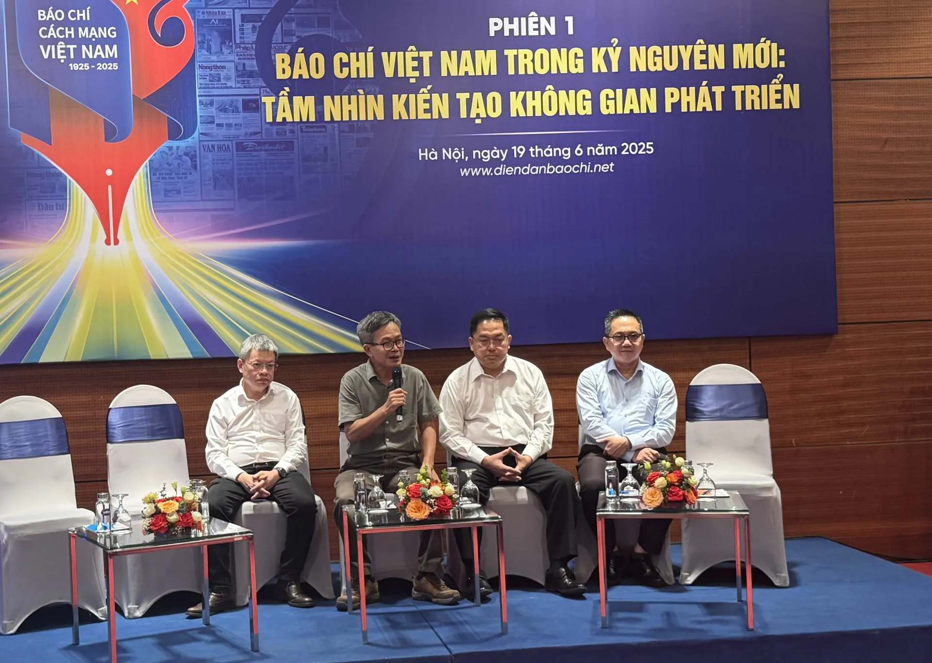Cần kiến tạo không gian phát triển mới cho báo chí Việt Nam