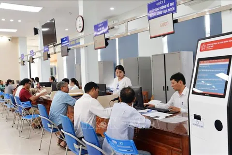 Kết luận số 195-KL/TW về tình hình, kết quả hoạt động của bộ máy hệ thống chính trị và chính quyền địa phương 2 cấp
