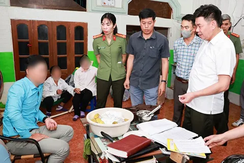 Bắt quả tang tụ điểm Hội thánh Đức Chúa trời mẹ hoạt động ở Lai Châu