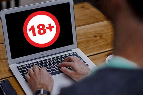 Cạm bẫy chết người nào ẩn sau “web đen” ? 