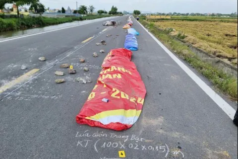 Phơi lúa trên đường khiến nạn nhân tử vong, một người bị khởi tố