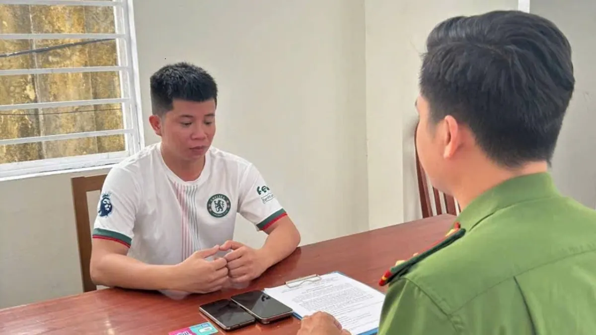 Mất hơn 2,2 tỷ đồng vì bị "con gái" lừa qua Facebook