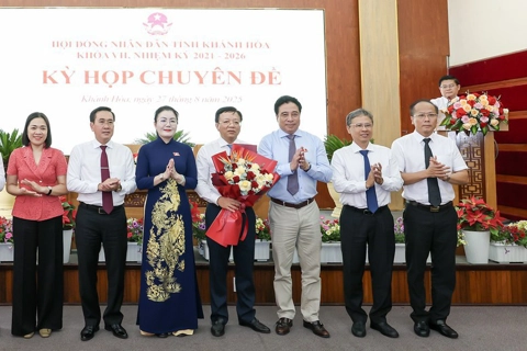 Phê chuẩn Phó Chủ tịch UBND tỉnh Khánh Hòa