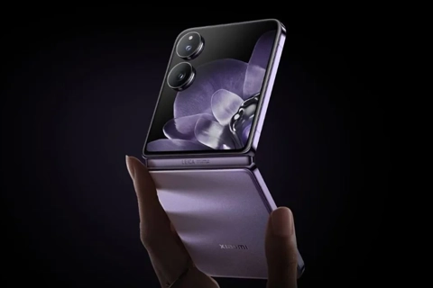 Xiaomi MIX Flip 2 sắp ra mắt
