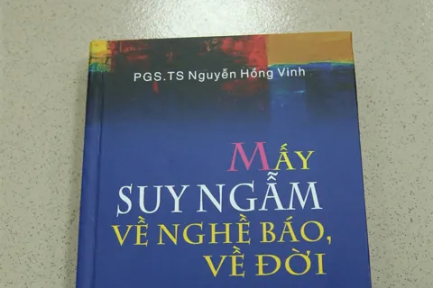 Sáng mãi lẽ báo, sống mãi lẽ đời!