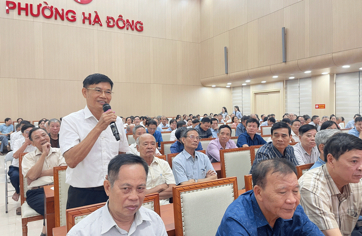 Đảng ủy phường Hà Đông tổ chức trao đổi với Bí thư Chi bộ và Tổ trưởng dân phố về các nhiệm vụ trọng tâm