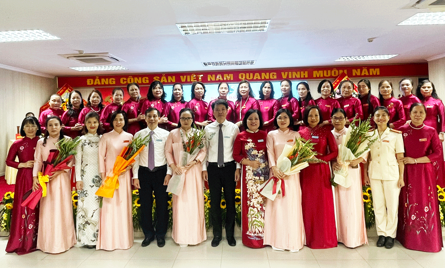 Khơi dậy tiềm năng, khát vọng vươn lên của phụ nữ phường Dương Nội